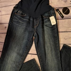 Size 30 maternity jeans . Maternity pants